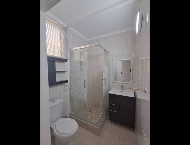 2 BEDROOM PROPERTY TO RENT IN ESSENWOOD
